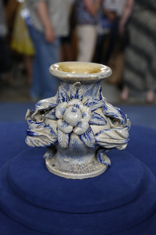 Anna Pottery Vase Antiques Roadshow PBS