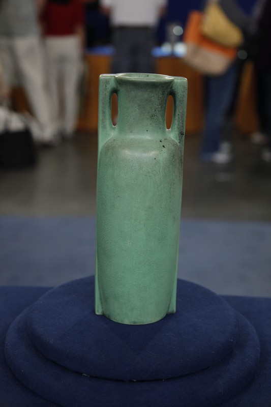 Teco Pottery Buttressed Vase, ca. 1905 Antiques Roadshow PBS