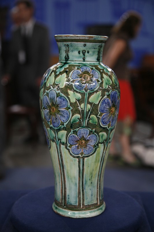 English Della Robbia Vase, ca. 1900 Antiques Roadshow PBS