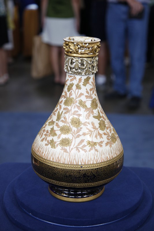 Faience Manufacturing Company Vase, ca. 1886 Antiques Roadshow PBS