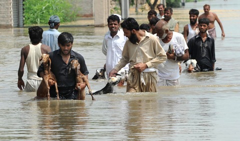 Pakistani flood survivors; AFP/Getty
