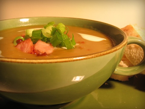 A bowl of soup by flicker user Kat Johnston / Sanura Sakai