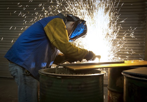 Cutting metal