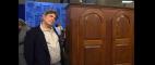 Antiques Roadshow | Fake Schrank Pennsylvania Cabinet: Owner Interview | PBS