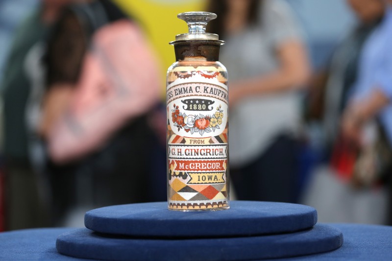 1880 Andrew Clemens Sand Art Bottle Antiques Roadshow PBS